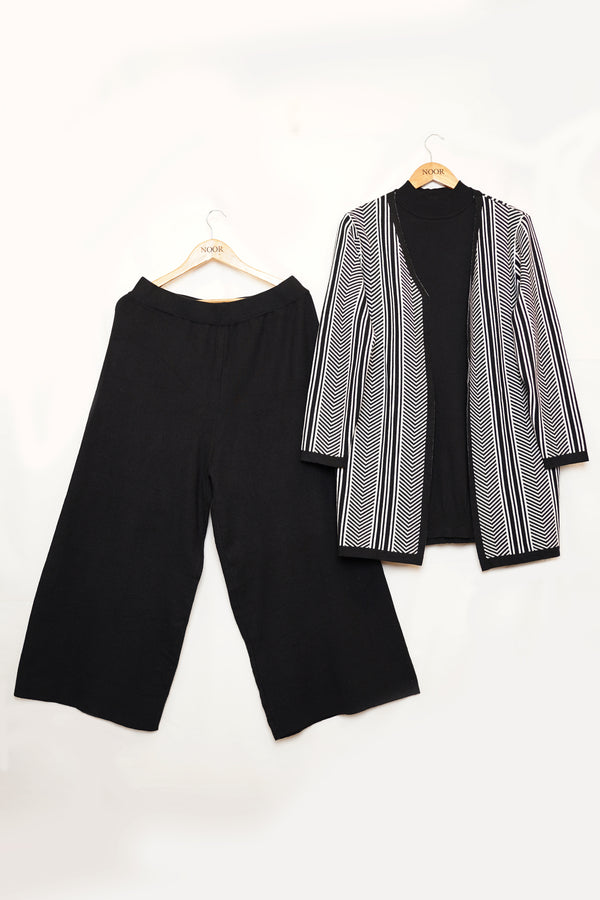 D21 - Black