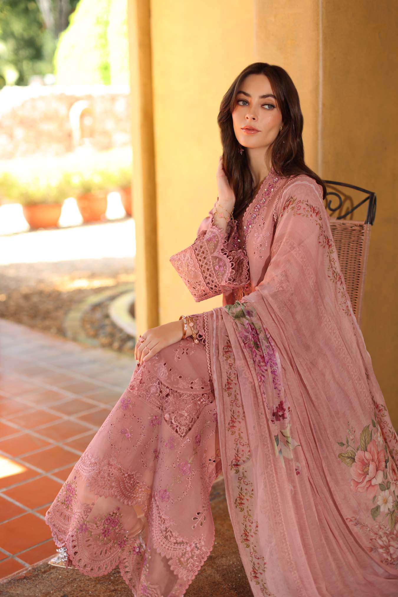 Noor Luxe Eid Schifffli Laserkari – Noor By Saadia Asad